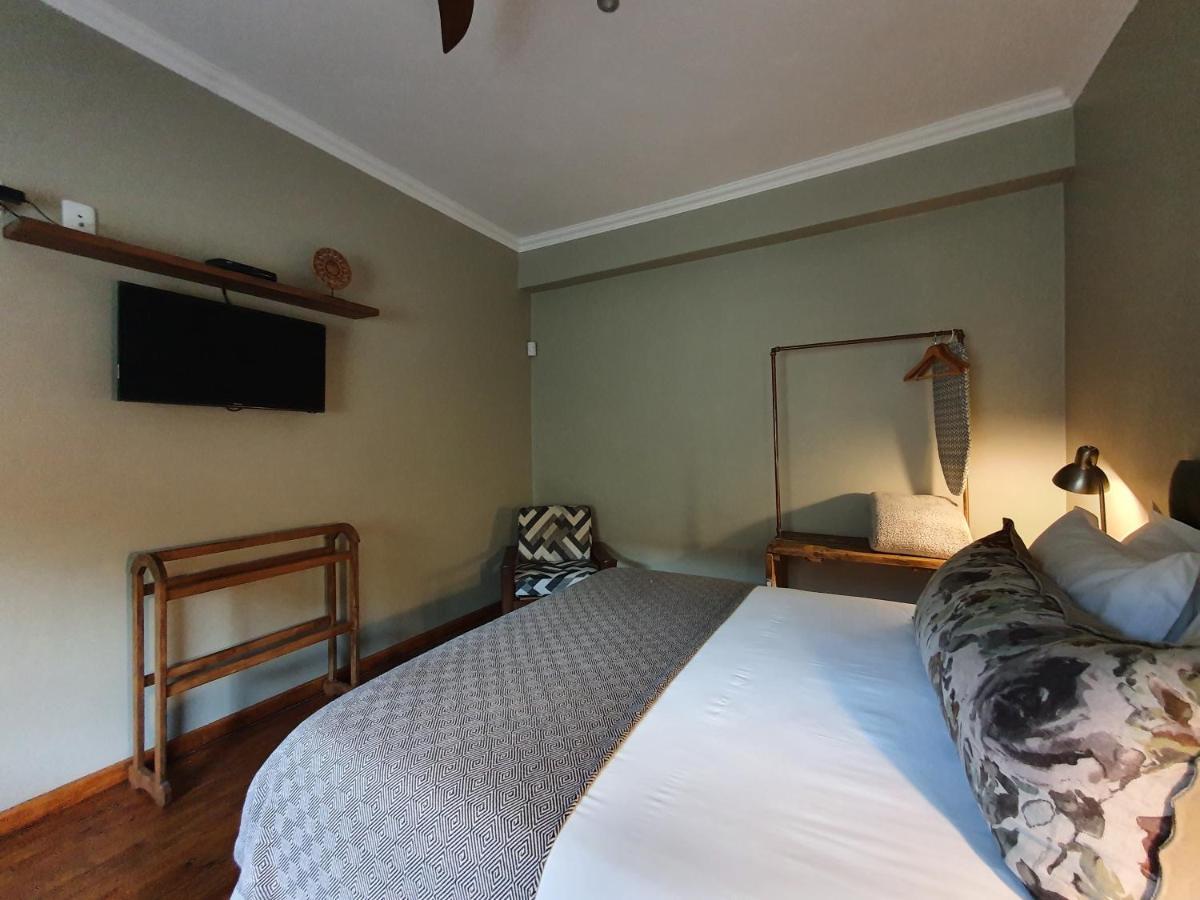 Avo&Oak Guesthouse Джордж Екстериор снимка