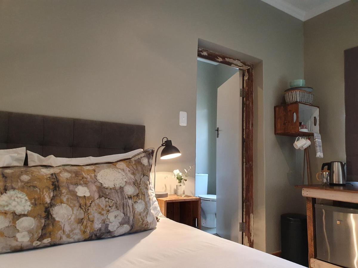 Avo&Oak Guesthouse Джордж Екстериор снимка