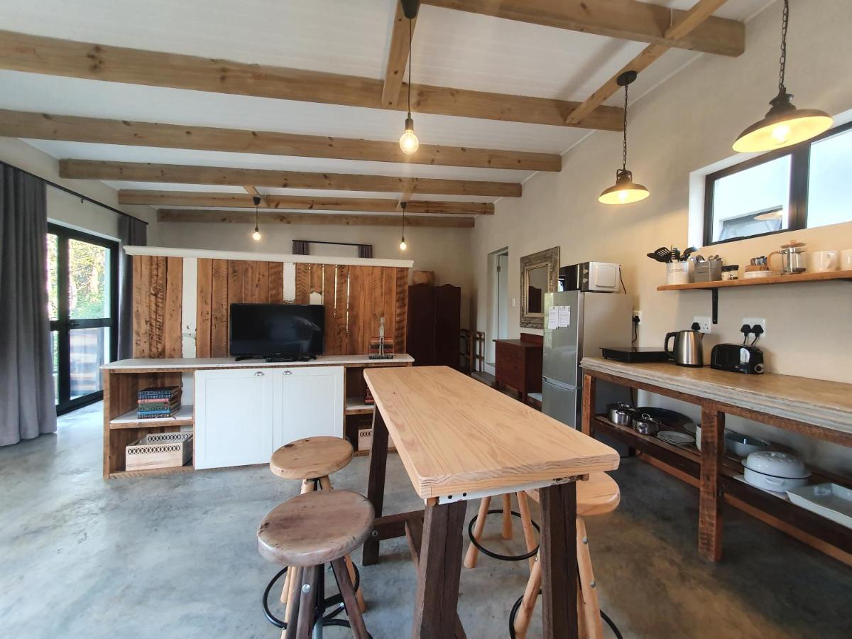 Avo&Oak Guesthouse Джордж Екстериор снимка