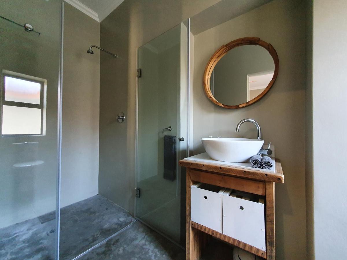 Avo&Oak Guesthouse Джордж Екстериор снимка