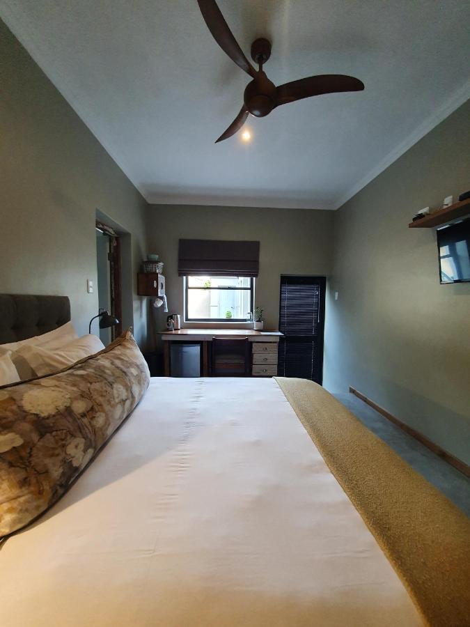 Avo&Oak Guesthouse Джордж Екстериор снимка