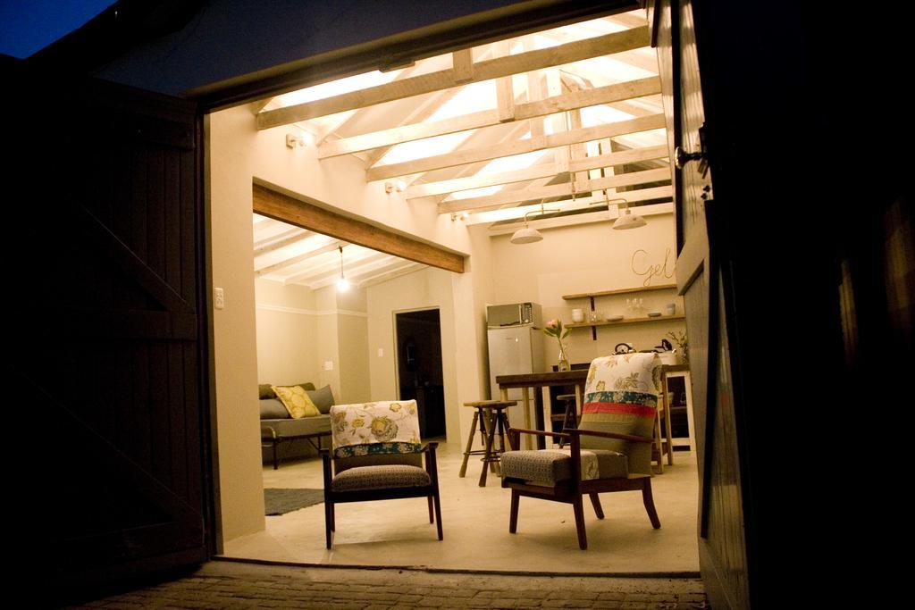 Avo&Oak Guesthouse Джордж Екстериор снимка