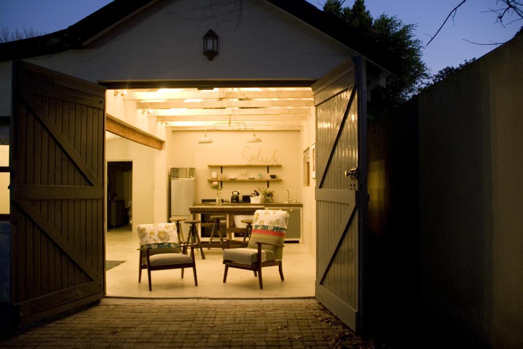 Avo&Oak Guesthouse Джордж Екстериор снимка